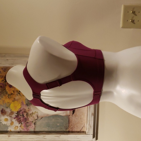 Sweaty Betty Sports Bra - Picture 8 of 10